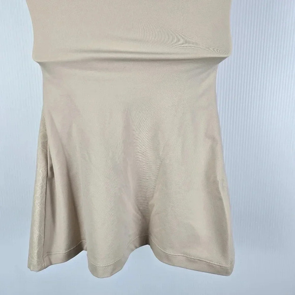 NWT Spanx Assets Red Hot Label Clever Controller Tank in tan - Picture 7 of 9